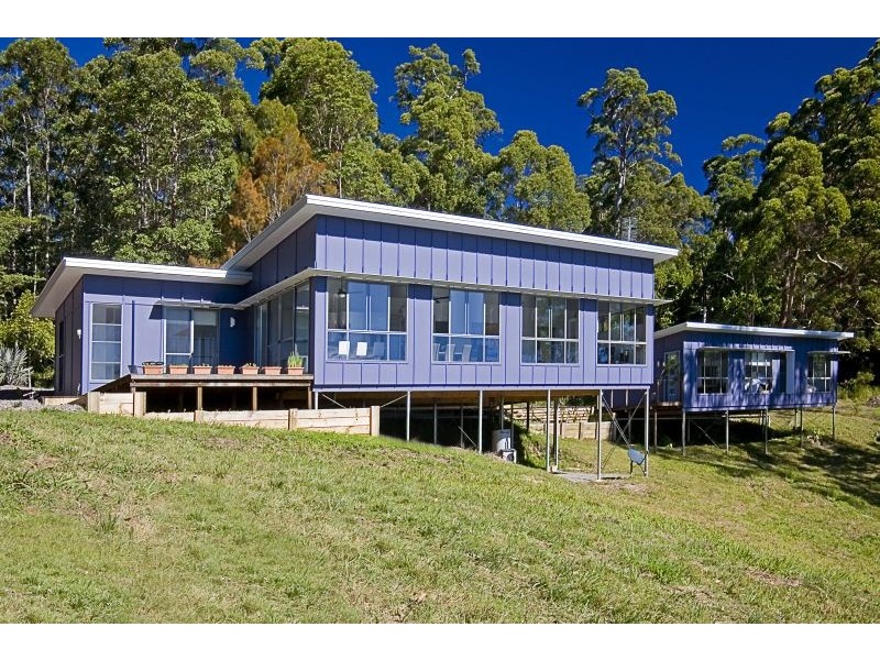 18 Clearview Drive, Tinbeerwah QLD 4563