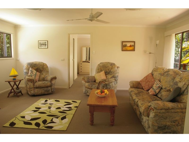 9 Ponderosa Drive, Cooroy QLD 4563