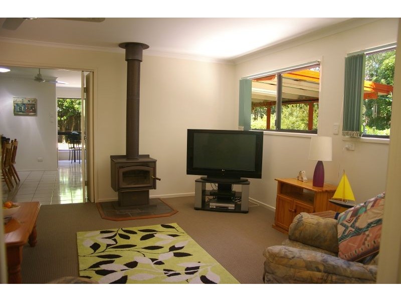 9 Ponderosa Drive, Cooroy QLD 4563