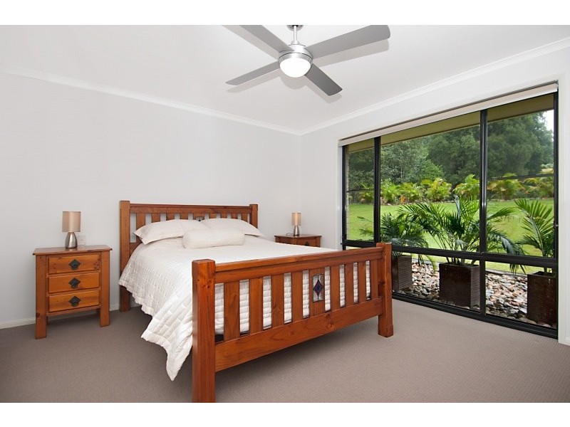 2 Belwood Place, Pomona QLD 4568