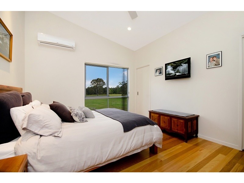 129 Brewers Road, Cooran QLD 4569