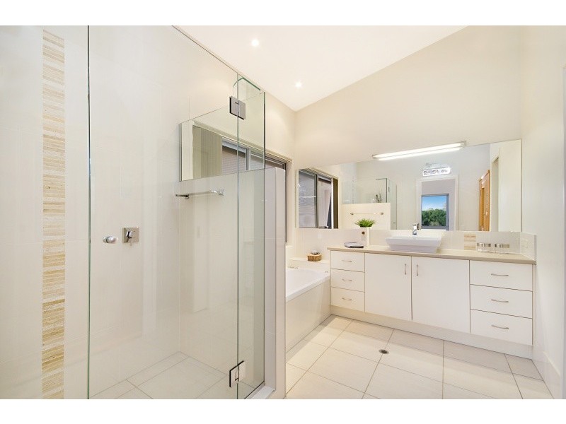 129 Brewers Road, Cooran QLD 4569