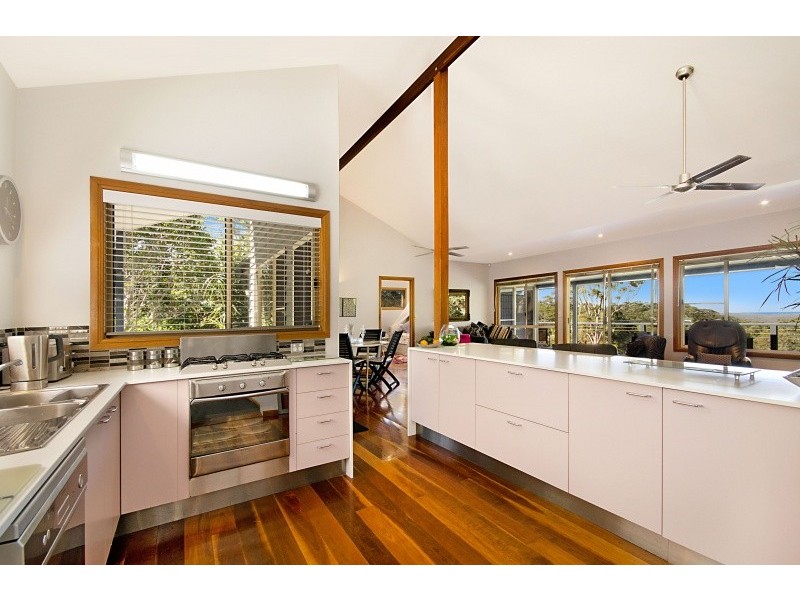 113 Sunrise Road, Tinbeerwah QLD 4563