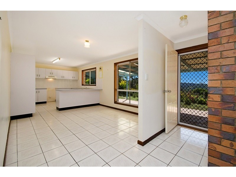 496 Black Mountain Road, Cooroy QLD 4563