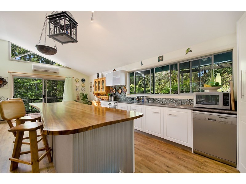 108 Coles Creek Road, Cooran QLD 4569