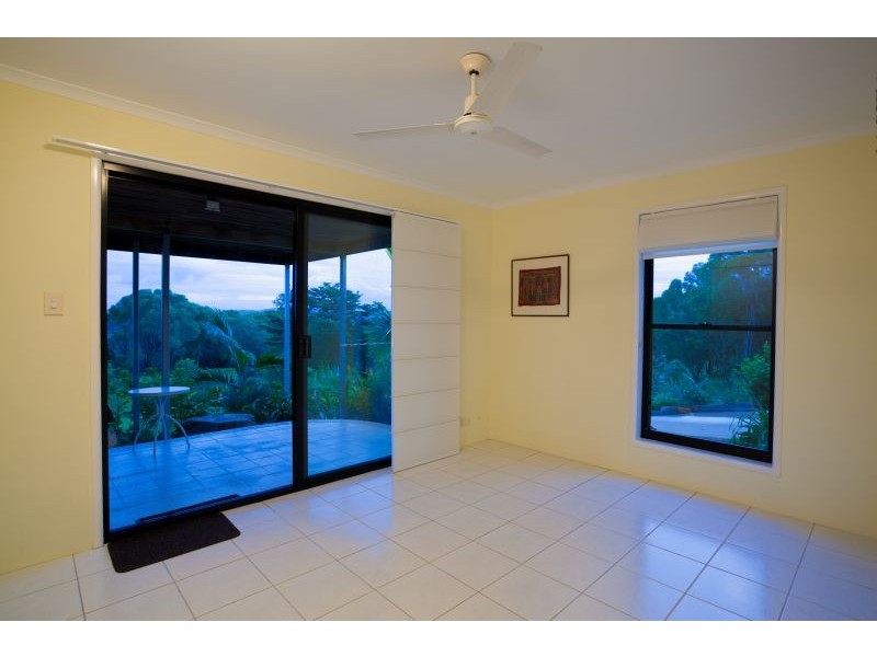 85 Camphor Road, Pomona QLD 4568