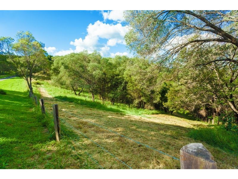 85 Camphor Road, Pomona QLD 4568