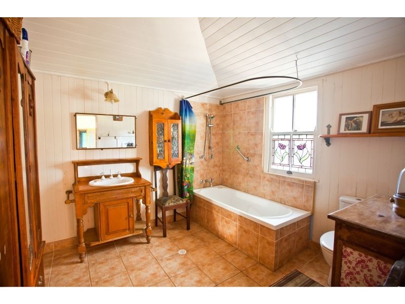 373 Schreibers Road, Cooran QLD 4569