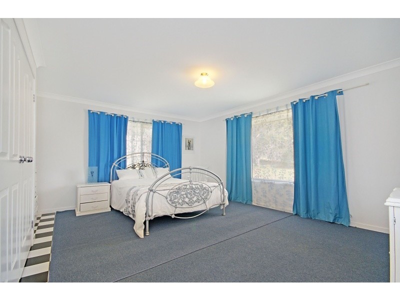 4 Blue Wren Place, Cooroy QLD 4563