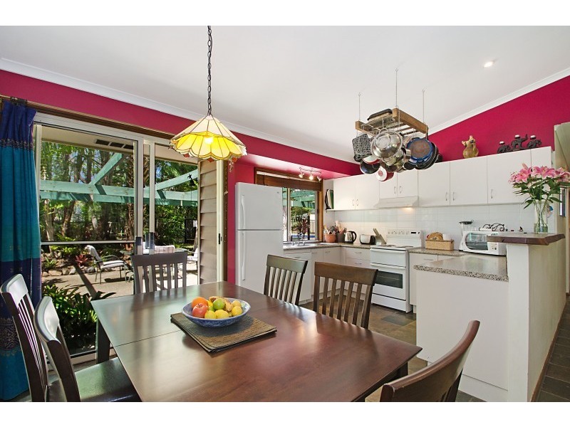 17 Palmsprings Lane, Cooroy QLD 4563