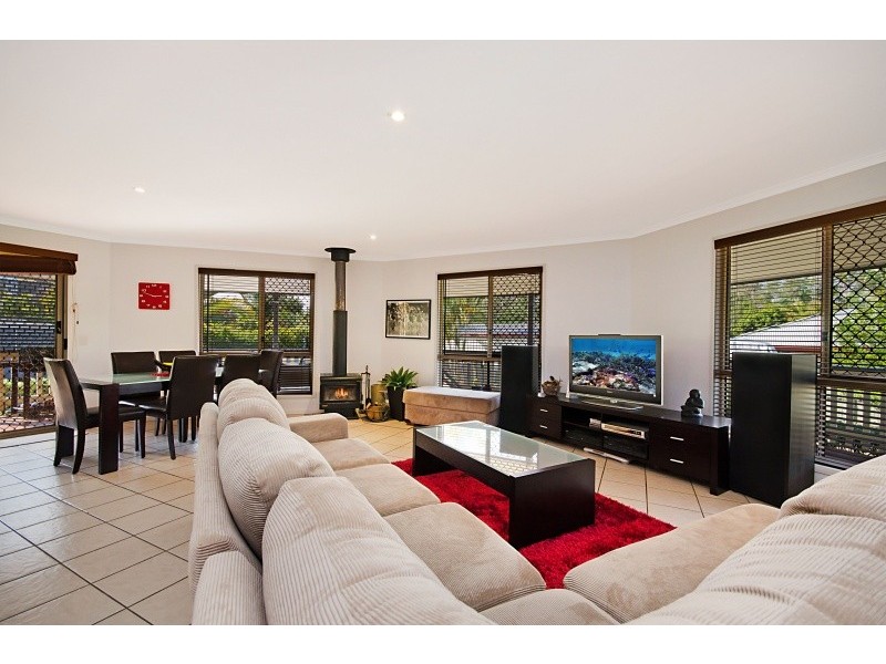 51 Pearsons Road, Cooroy QLD 4563