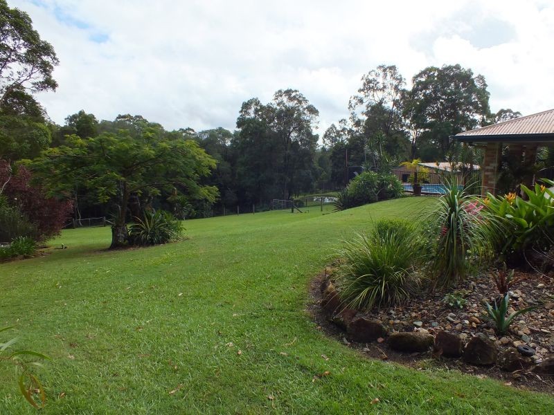 6 Settlers Rise, Pomona QLD 4568