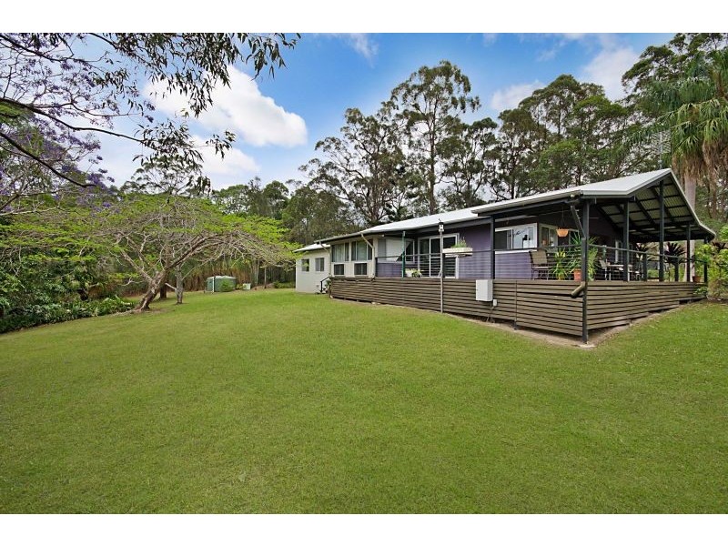 220 Gumboil Road, Tinbeerwah QLD 4563