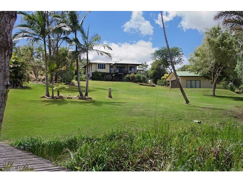 9 Fantail Crescent, Cooroy QLD 4563