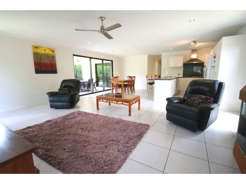 5 Gerrygone Place, Pomona QLD 4568