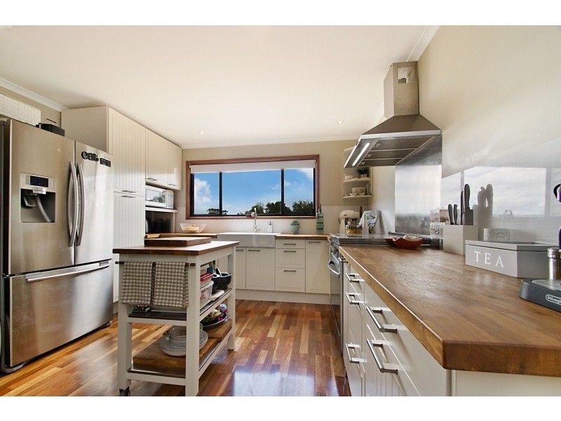 18 Donnellys Road, Cooroy QLD 4563