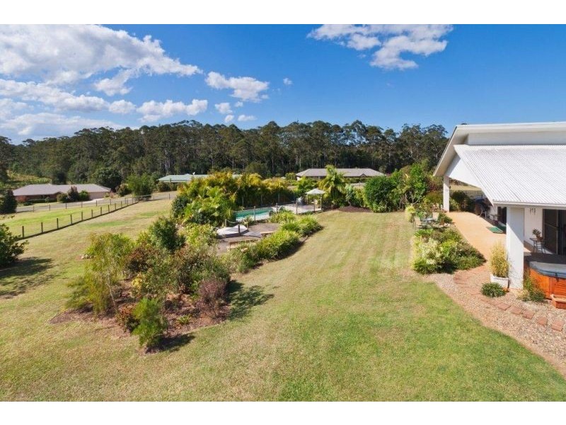 2 Eewah Court, Pomona QLD 4568