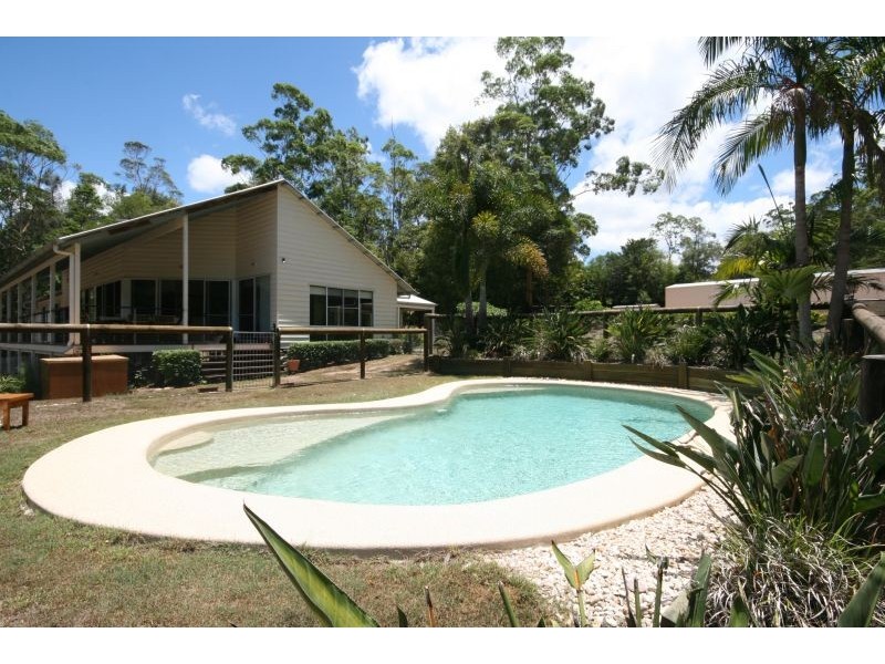 3 Timbertop Terrace, Cooroy QLD 4563