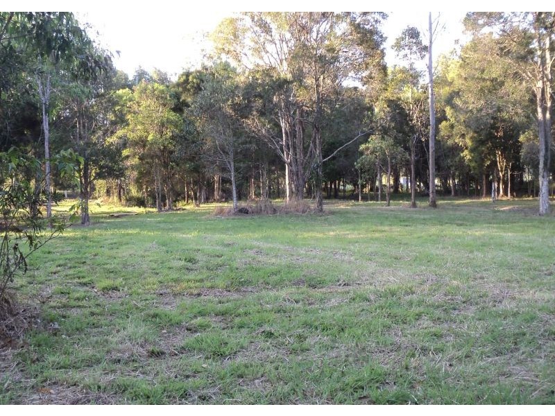 165 Dath Henderson Road, Tinbeerwah QLD 4563