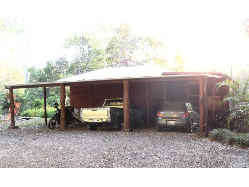 165 Dath Henderson Road, Tinbeerwah QLD 4563