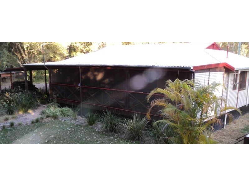 165 Dath Henderson Road, Tinbeerwah QLD 4563