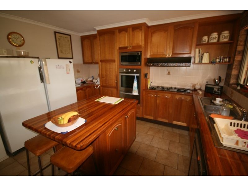 137 Poulsen Road, Cooroy QLD 4563