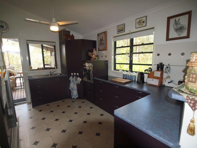 229 Highfield Rise, Pomona QLD 4568