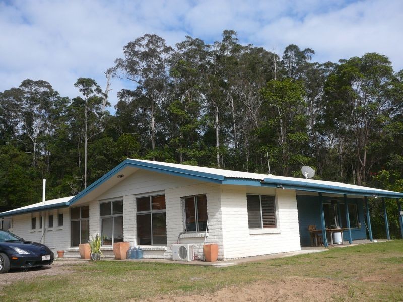 37 Gwandalan Road, Cooroy QLD 4563