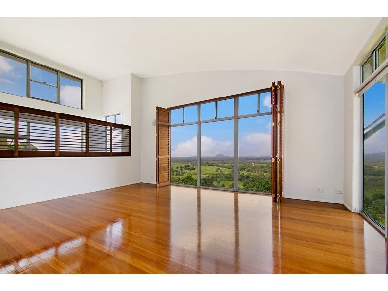 52 Binalong Road, Pinbarren QLD 4568