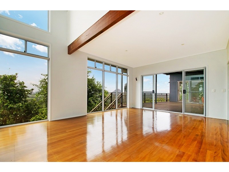 52 Binalong Road, Pinbarren QLD 4568