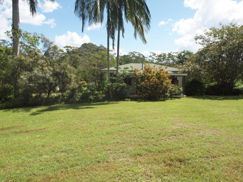 27-29 Pine Street, Pomona QLD 4568