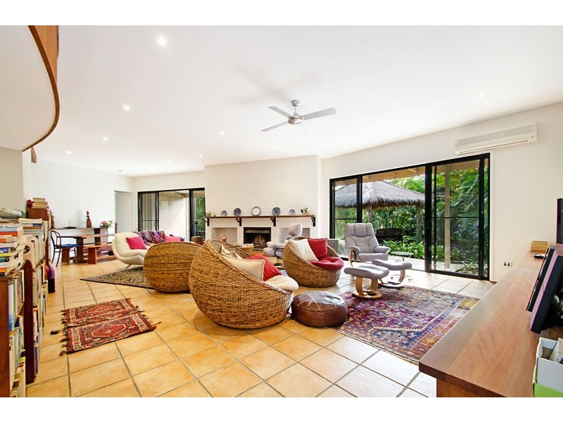 36 Highland Drive, Cooroy QLD 4563