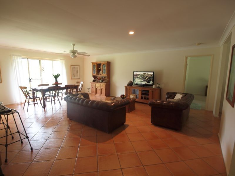 132 Black Pinch Road, Pomona QLD 4568