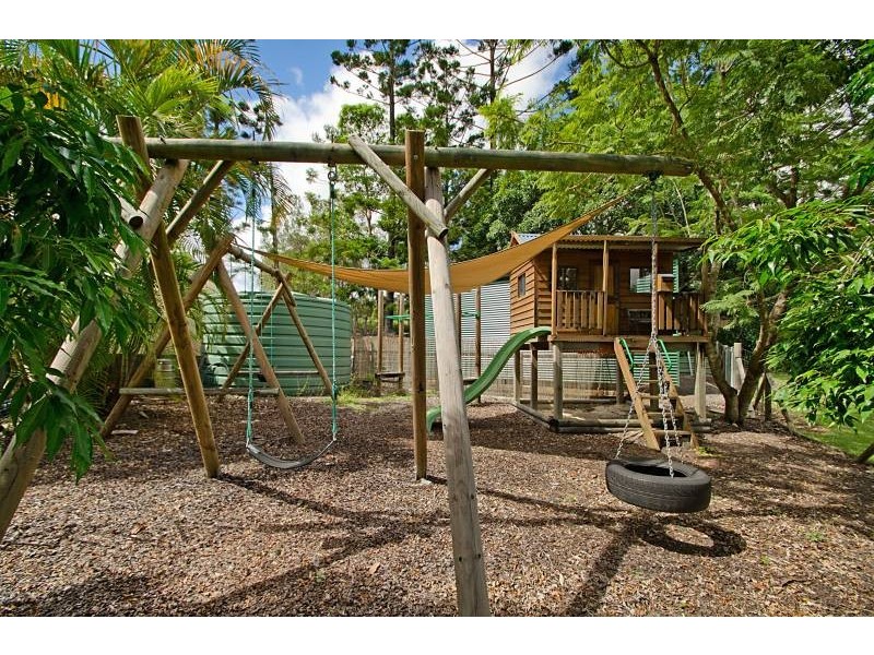 21 Racehorse Lane, Cooroy QLD 4563