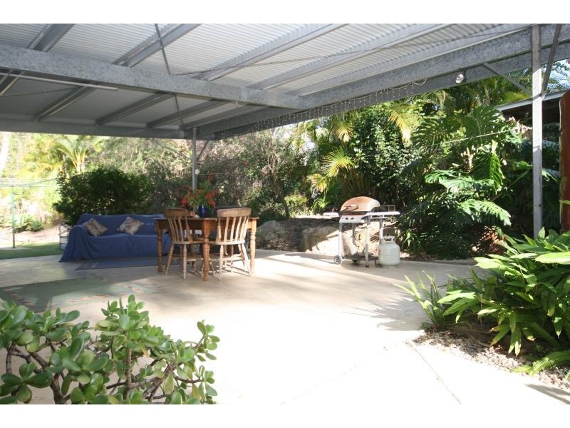 4 Sugargum Place, Cooroy QLD 4563