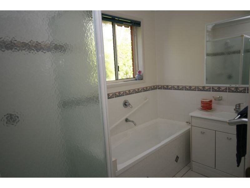 4 Sugargum Place, Cooroy QLD 4563