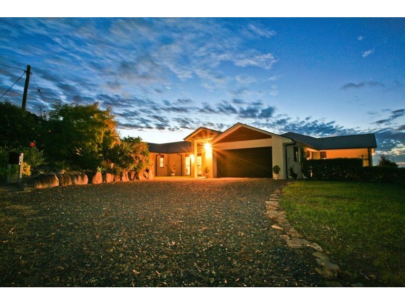 236 Noakes Road, Traveston QLD 4570