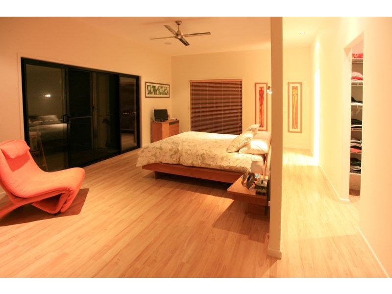 236 Noakes Road, Traveston QLD 4570