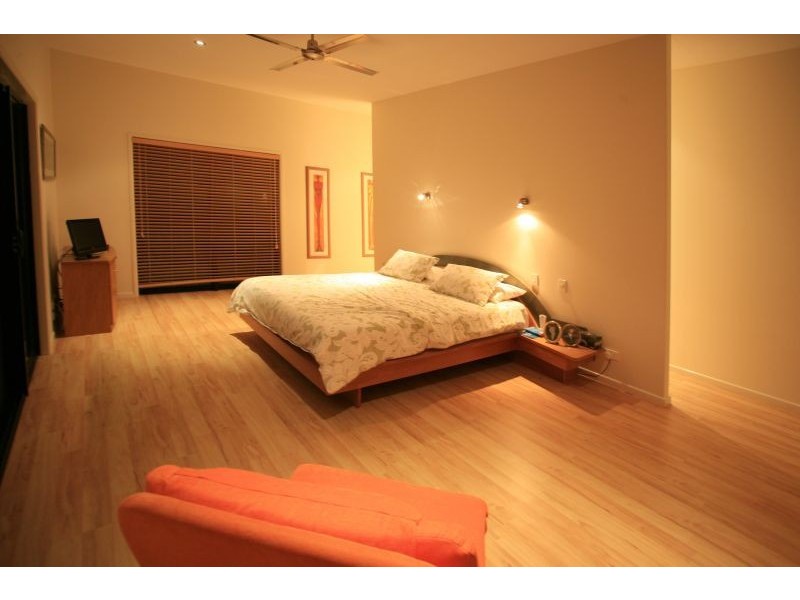 236 Noakes Road, Traveston QLD 4570