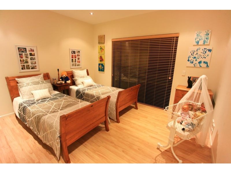 236 Noakes Road, Traveston QLD 4570