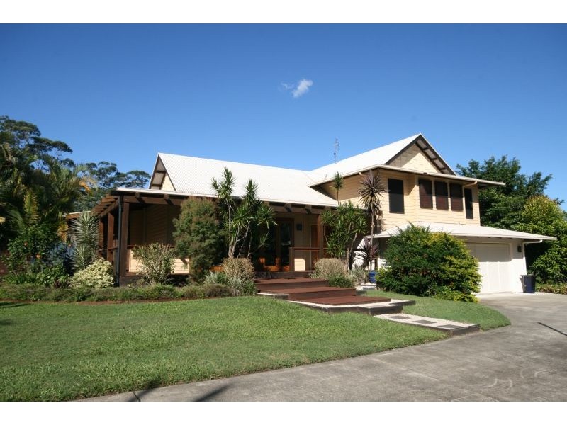 19 Highland Drive, Cooroy QLD 4563