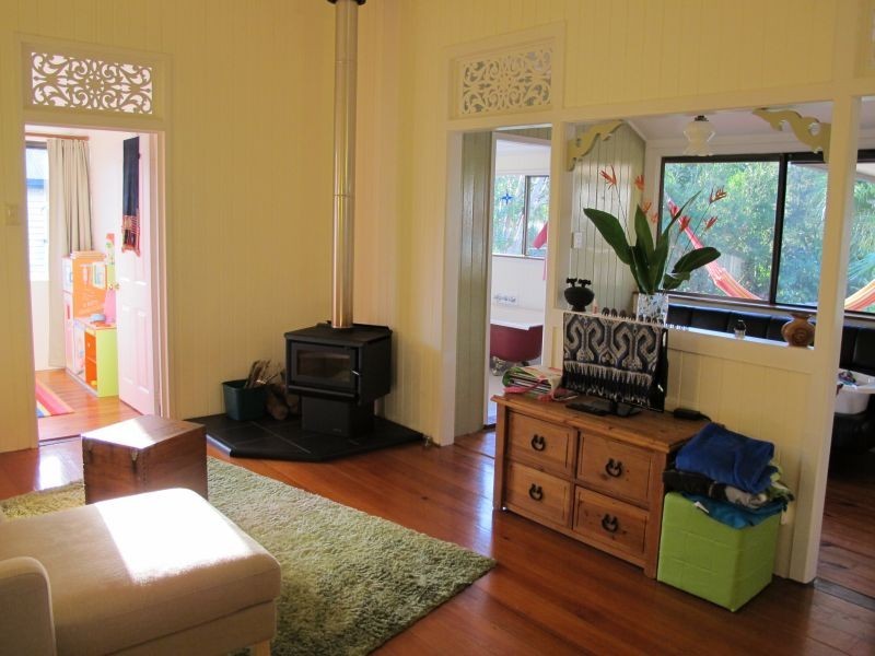 16 Queen Street, Cooran QLD 4569