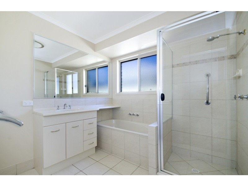 17 Oregon Court, Cooroy QLD 4563