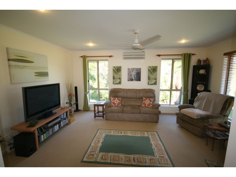 7 Flooded Gum Place, Cooroy QLD 4563