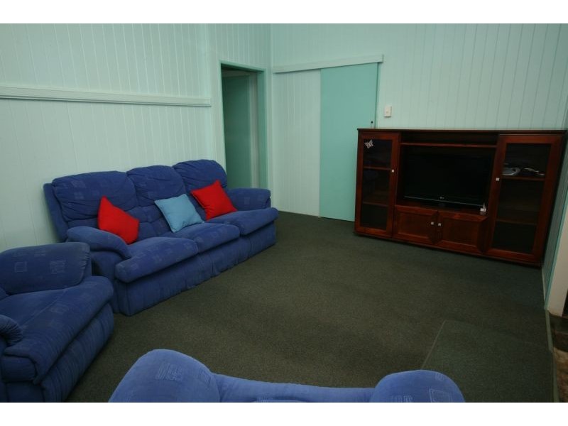 23 Sandy Street, Pomona QLD 4568