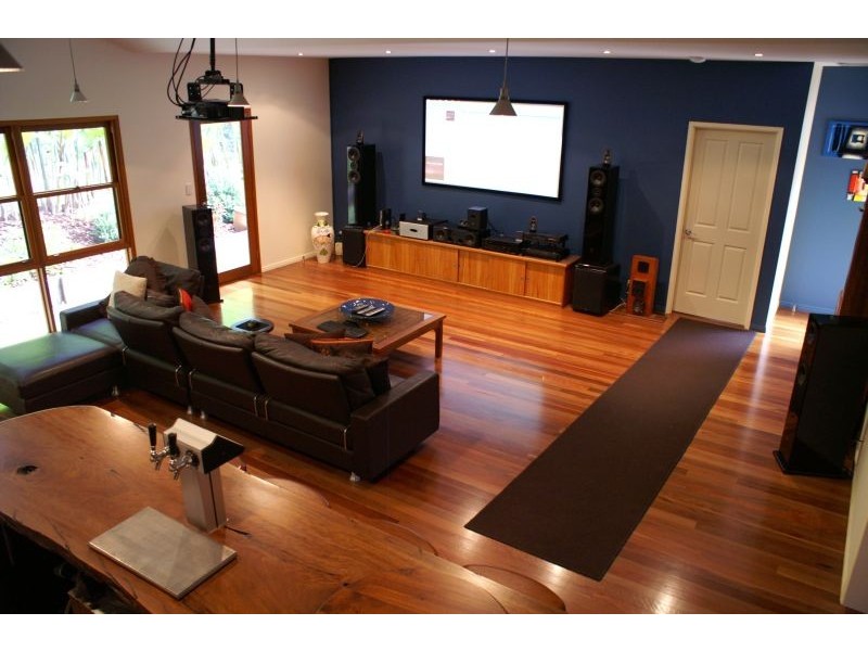 305 Gumboil Road, Tinbeerwah QLD 4563