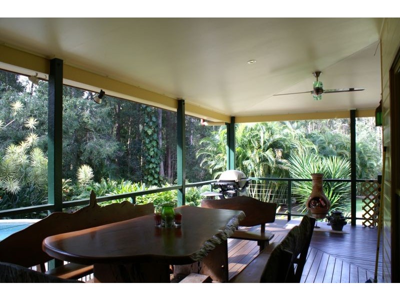 305 Gumboil Road, Tinbeerwah QLD 4563