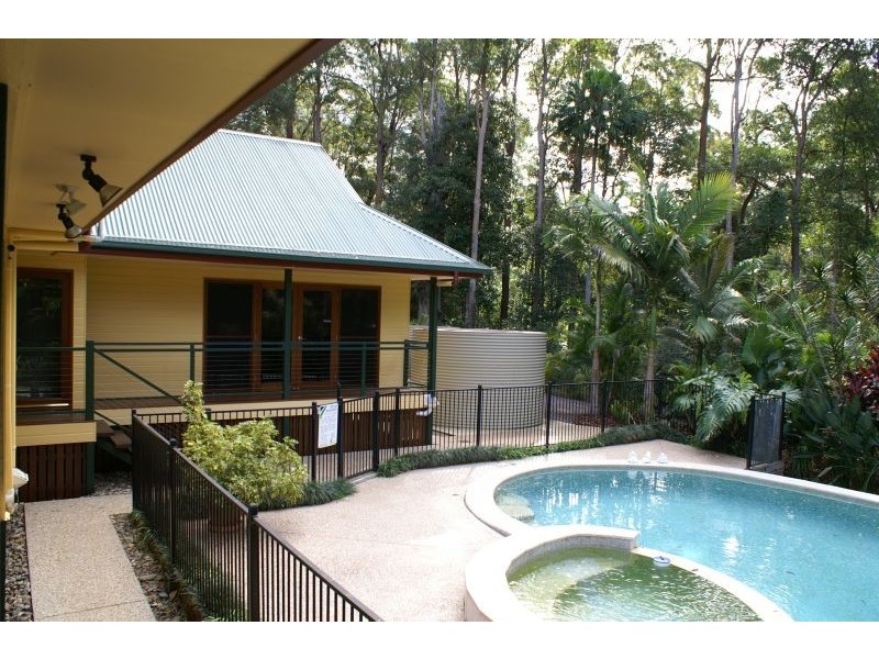 305 Gumboil Road, Tinbeerwah QLD 4563