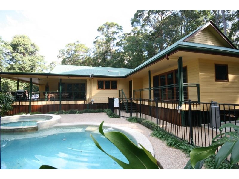 305 Gumboil Road, Tinbeerwah QLD 4563