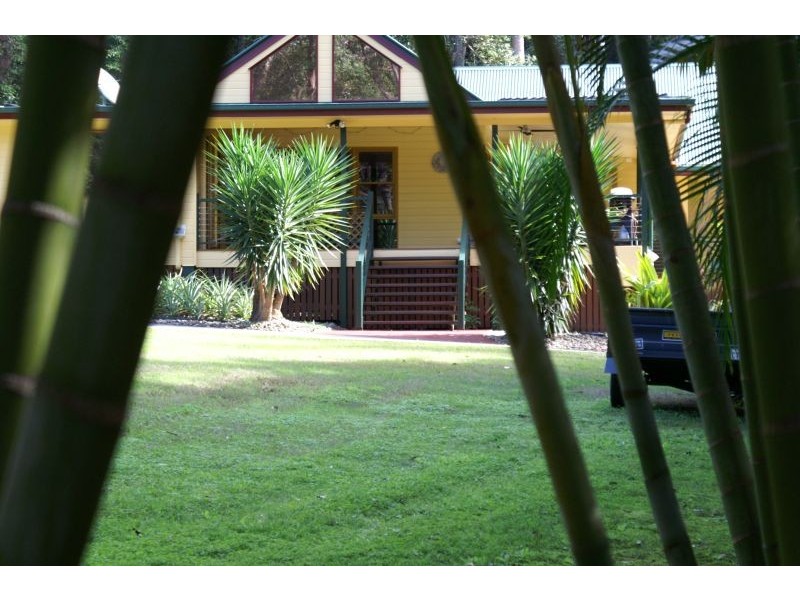 305 Gumboil Road, Tinbeerwah QLD 4563